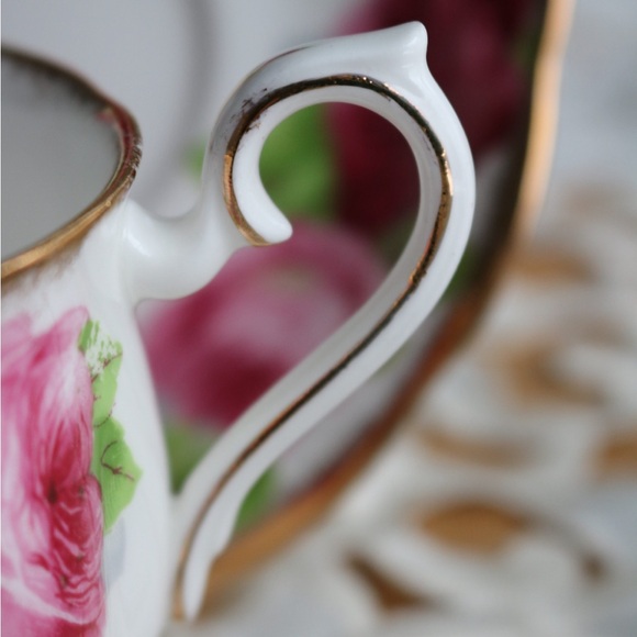 Royal Albert Old English Roses Teacup Pink Red Floral Bone China England Cup - Picture 7 of 15